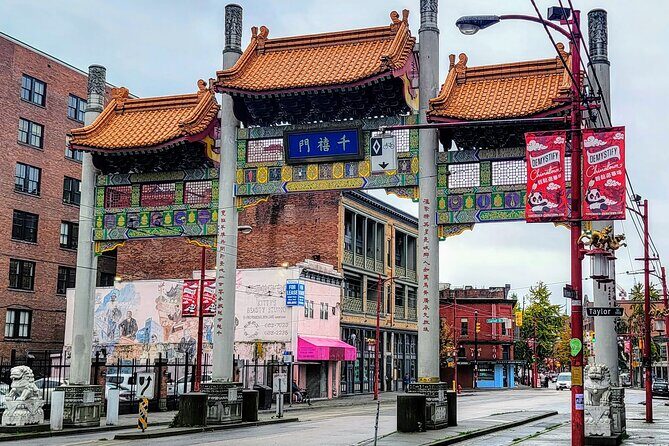 Private Vancouver ALL IN ONE Full Day City Tour with 20 Attractions - Frequently Asked Questions