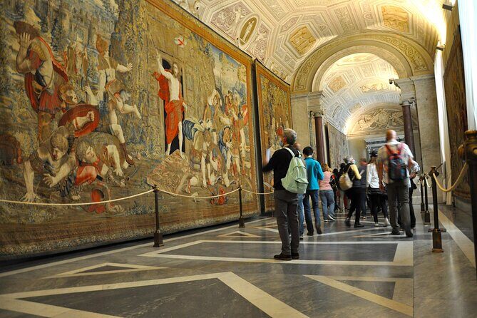 PRIVATE Vatican, Sistine Chapel & St. Peter's Basilica (shortcut) - The Value of Expert Guides and Private Access