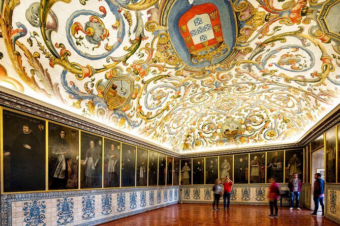 PRIVATE VIP Joanina Library & University of Coimbra incl. tickets - A Deep Dive into the Coimbra Experience