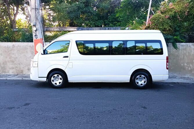 Private Vip SUV & Minivan Transfer Service To or From Uvero Alto - In-Depth Review of the Uvero Alto Private Transfer Service