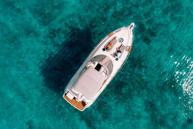 Private VIP Yacht 34" Excursion - Explore/Swim/Snorkel - Full day - Key Points