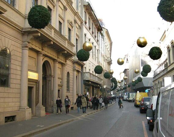 Private visit to a fashion showroom - Introduction: Discover Milan’s Fashion Heartbeat