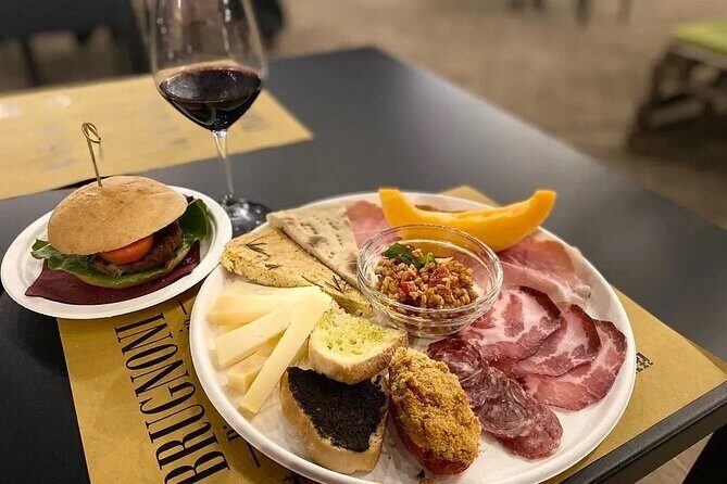 Private visit to the Brugnoni winery with tasting of 4 wines - A Closer Look at the Brugnoni Winery Tour