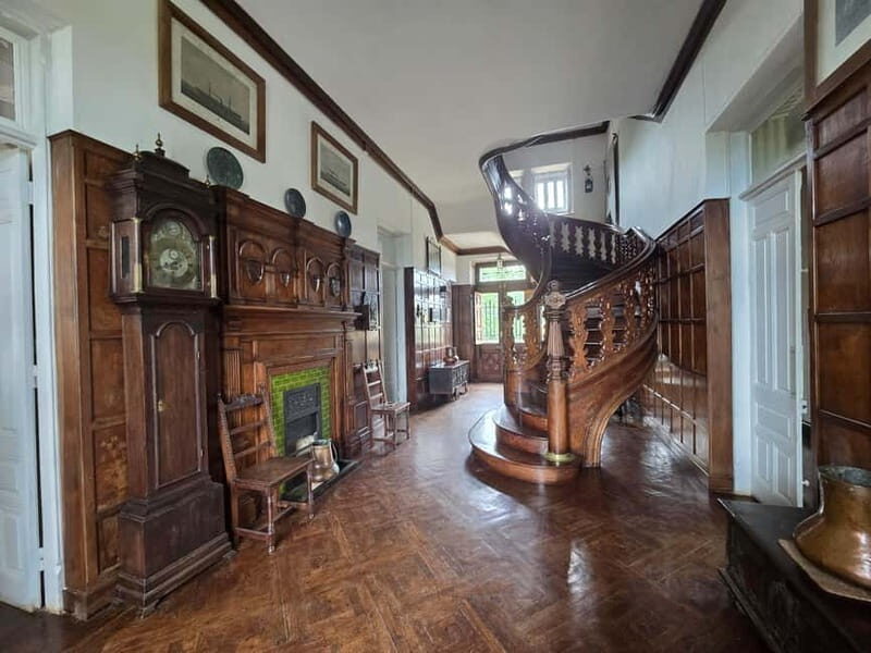 Private visit to the House of the Dukes of Almodovar in Comillas - A Personal Peek into Comillas’ Royal Heritage