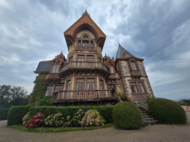 Private visit to the House of the Dukes of Almodovar in Comillas - Beyond the Mansion: Discovering Comillas