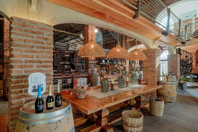 Private Visit Valparaiso, Viña Del Mar & winery From Santiago - FAQ