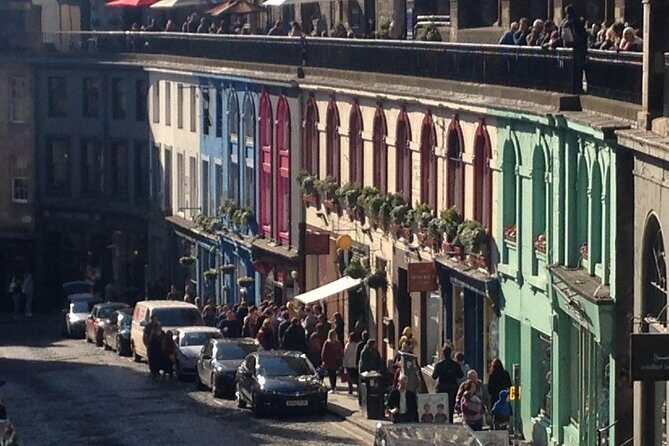 Private Walk: Edinburgh Old Town and New Town - Authentic Insights from Previous Travelers
