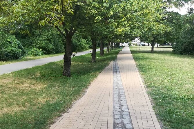 Private Walking Sightseeing Local Berlin Tour Guides up 15 Person - Authentic, Personal Experience