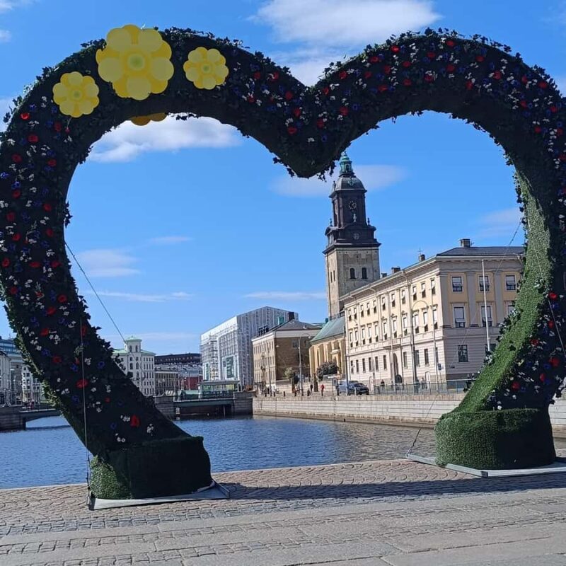 Private Walking Tour Gothenburg: Old Town & Åsa Coastline - Who is This Tour Best For?