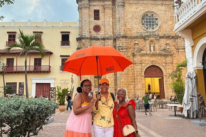 Private Walking Tour in Cartagena (Walled City & Getsemaní) - Key Points