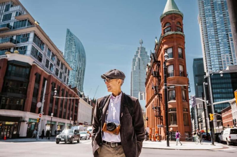 Private Walking Tour in Downtown Toronto - Exploring Downtown Toronto: An Intimate Walking Tour