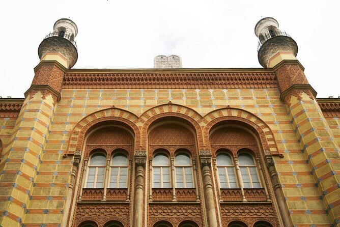 Private Walking Tour in The Jewish District Budapest - Exploring Budapest’s Jewish District: A Deep Dive