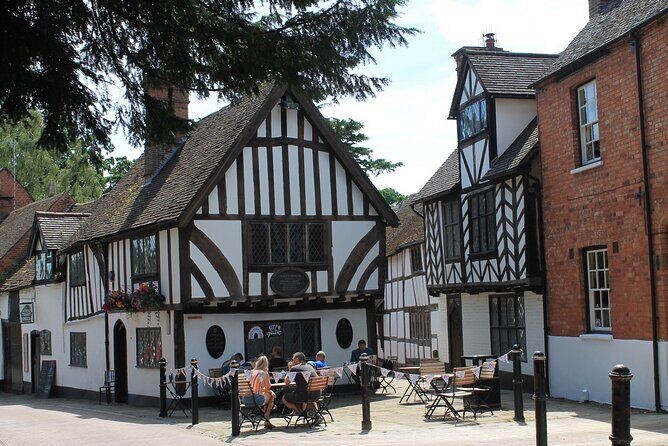 Private Walking Tour in Warwick - Key Points