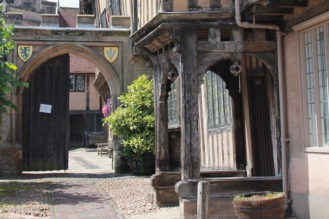 Private Walking Tour in Warwick - Frequently Asked Questions