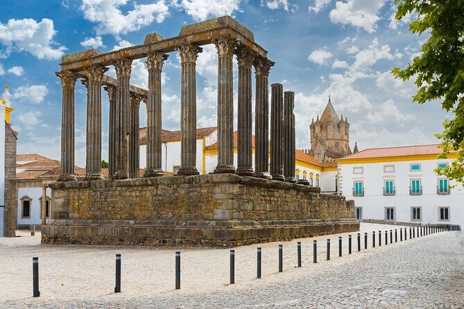 Private Walking Tour of Highlights Locations in Evora - Practicalities and Considerations