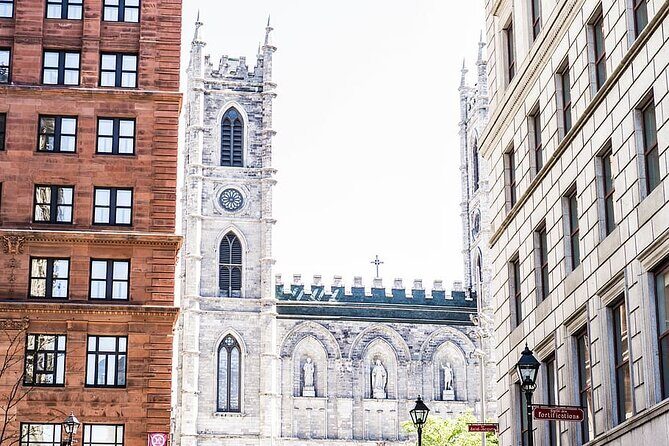 Private Walking Tour of old Montreal with licensed tour guide - FAQs