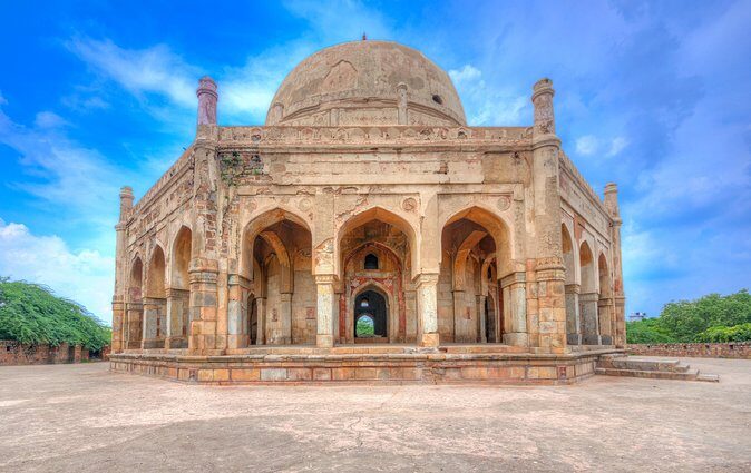 Private Walking Tour: South Delhi Heritage including Qutub Minar and Mehrauli Archaeological Park - The Value of This Tour