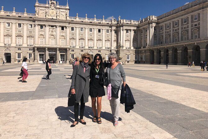 Private Walking Tour to Royal Palace and Old Town of Madrid - FAQs