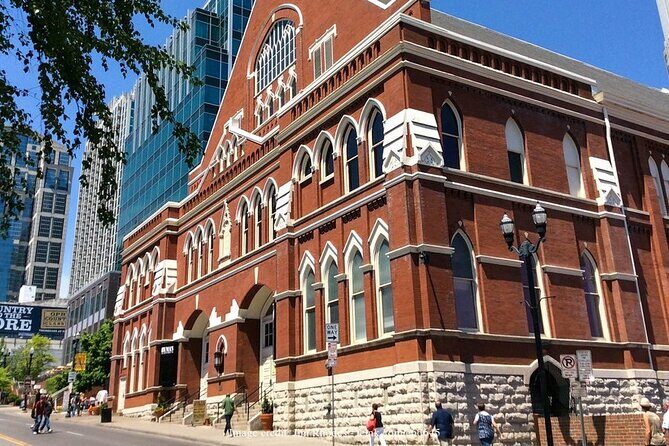 Private Walking Tour with Johnny Cash Museum Admission - FAQs