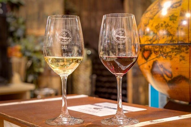 PRIVATE Walking Tour with Lunch and Wine Tasting by a Sommelier - An Authentic Taste of Chania: Private Walking Tour with Lunch and Wine Tasting