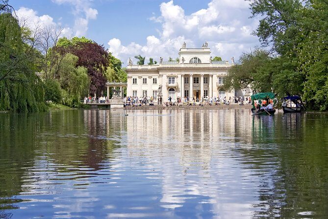 Private Warsaw City Tour with social-distance bus - FAQ about the Private Warsaw City Tour