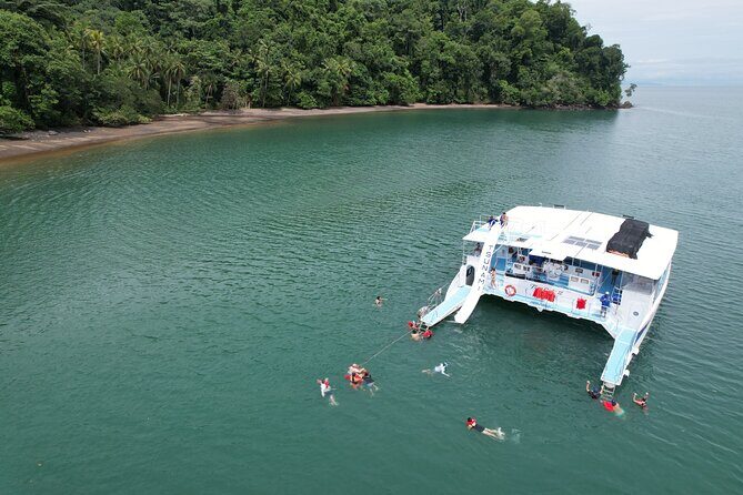 Private Weddings/Special Event Catamaran from Flamingo/Papagayo - Exploring the Costa Rican Waterways: A Deep Dive into the Catamaran Experience
