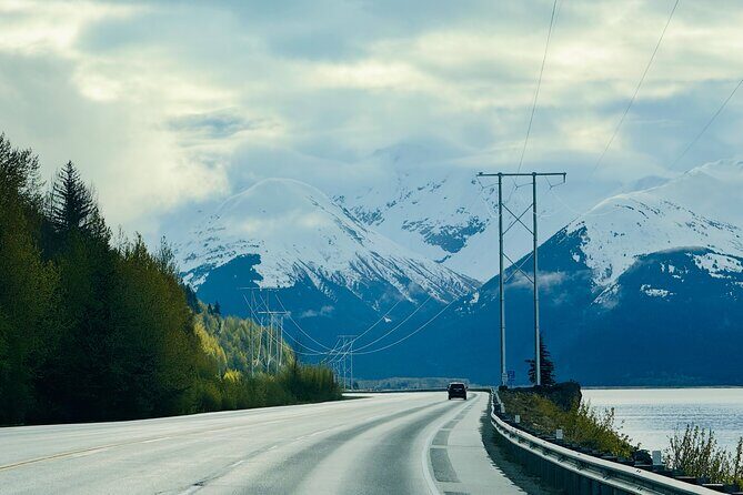 Private Whittier Cruise Transfer & Scenic Tour for Large Groups - Exploring Alaska: What You Can Expect from This Scenic Tour
