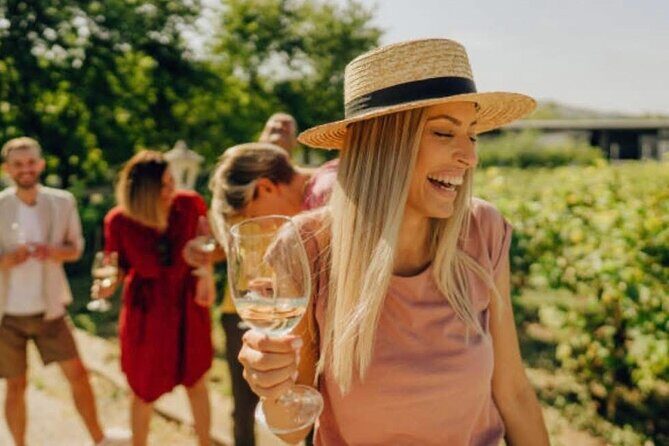 Private Wine Tour for groups up to 6 - FAQ