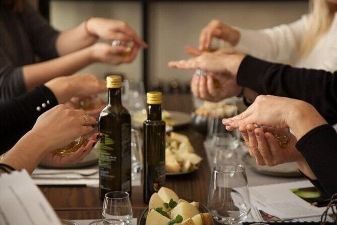 PRIVATE Workshop ESSENTIAL OILS & OLIVE OIL Factory with TASTING - FAQ