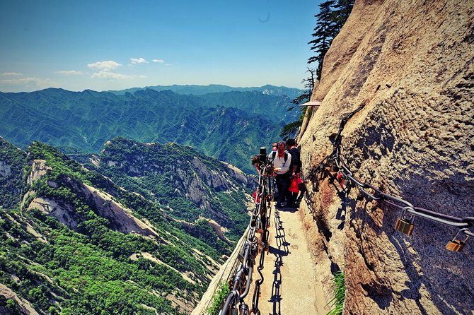 Private Xian Mt Huashan Adventure Day Tour - Key Points