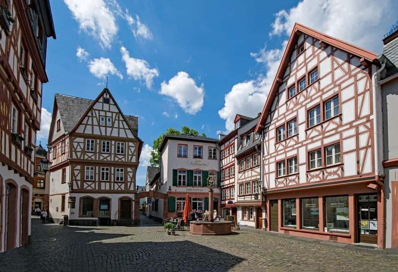 Private Xmas Market Hopping with gondola ride & wine tasting - A Festive Day of Market Hopping, Wine, and Views in Hessen, Germany