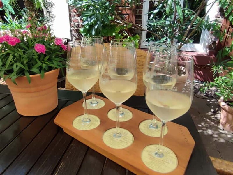 Private Xmas Market Hopping with gondola ride & wine tasting - Practical Details and What to Expect