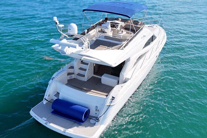 Private Yacht 60' +2 Jet Ski | + 1 Free Hour | Miami Yacht Rental - FAQs