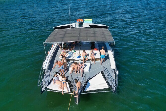 Private Yacht Charter ChicaFUN 4 All Inclusive - The Sum Up