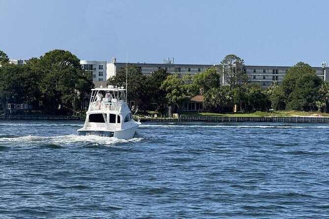Private Yacht Charter on The Whiskey from Sandestin - Key Points