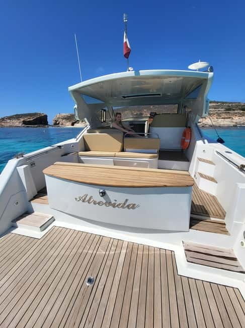 Private Yacht Charters around Comino & Blue Lagoon - In-Depth Review of the Private Yacht Charter Experience