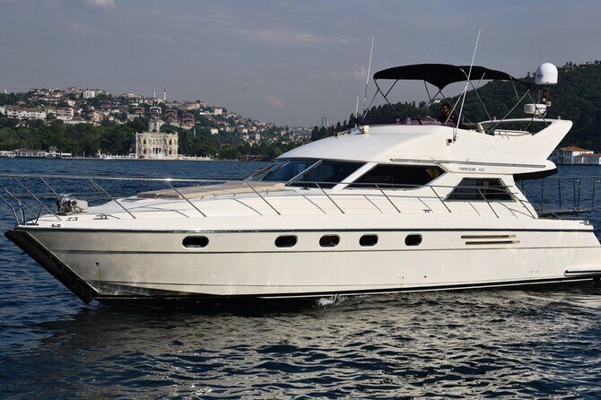 Private Yacht for Surprise Events / Birthday, Proposal, Anniversary, Party etc - Frequently Asked Questions