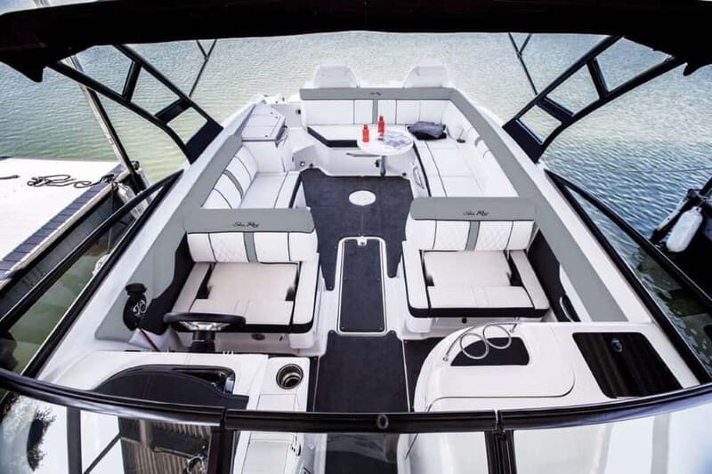 Private yacht trip along the Costa Blanca - An In-Depth Look at the Costa Blanca Yacht Tour