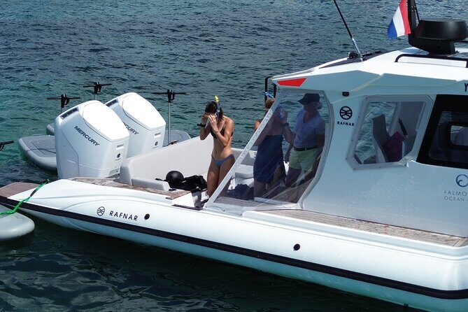 Private Yacht with Skipper - Key Points