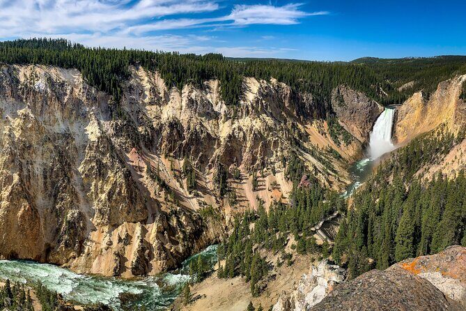 Private Yellowstone Highlights Tour - Starting Early for the Best Views and Wildlife