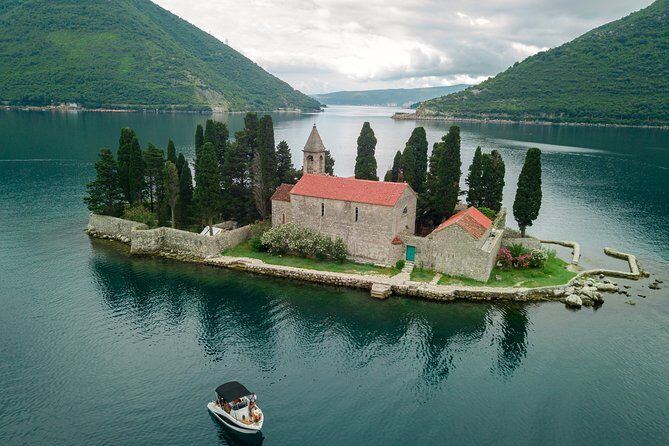 Private Your Day, Your Way - Who Should Consider This Tour?