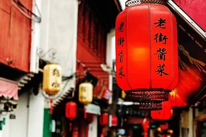 Private Zhujiajiao Water Town Tour with Tea Tasting fromShanghai - Visiting Zhujiajiao Kezhi Garden: A Tranquil Cultural Haven