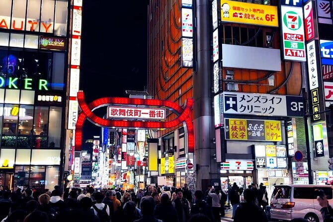 [Private]Shinjuku Night Walk & Golden Gai Bar Hopping Tour - In-Depth Review: Navigating Tokyo’s Nightlife with a Local Touch