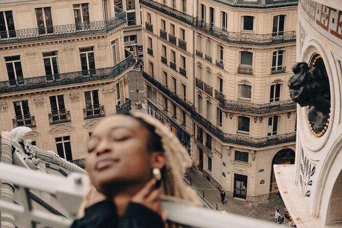Professional Eiffel Tower Photo Tour with VOGUE Photographer - Authentic Experiences and Traveler Perspectives