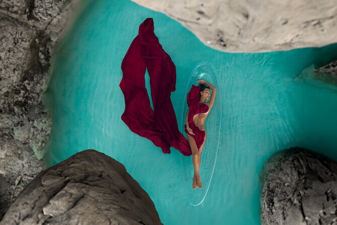 Professional Photo and Video Shoot in a Clear Kayak Cancun - Practical Considerations and Value