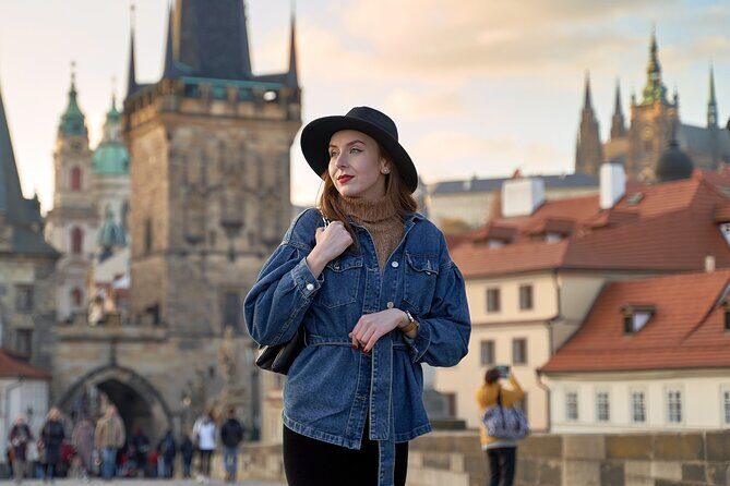 Professional photoshoot at Charles Bridge Prague - Key Points