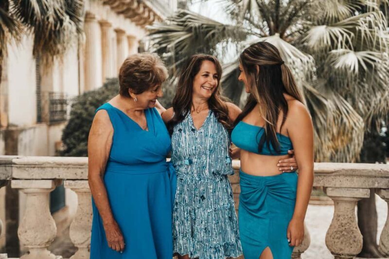 Professional Photoshoot in Corfu - Pose and Explore - Key Points