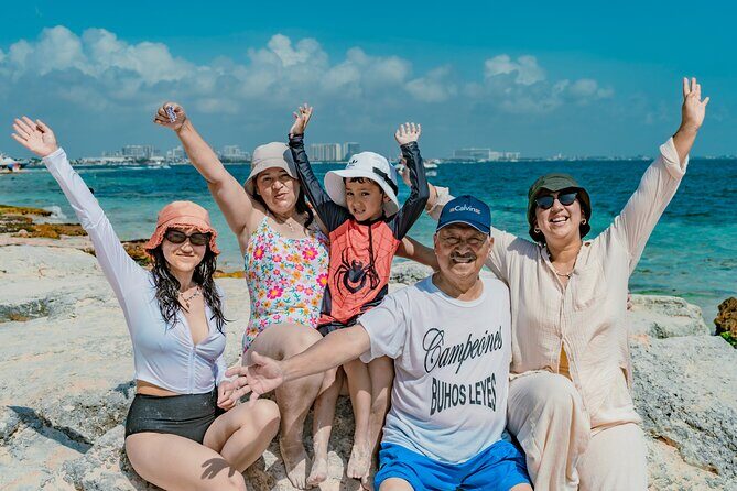 Professional Private Photoshoot in Cancun with Transportation - Exploring the Details of the Cancun Photoshoot