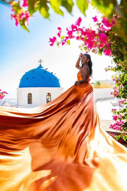 Proffessional Flying Dress Photoshoot with 50 edited photos - An In-Depth Look at the Santorini Flying Dress Photoshoot