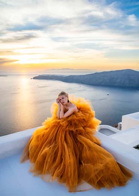 Proffessional Flying Dress Photoshoot with 50 edited photos - FAQs